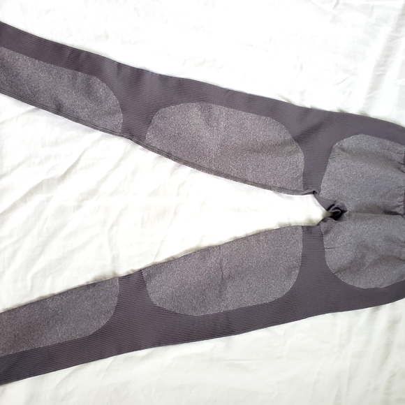 Womens grey stretch workout leggings - Picture 4 of 4